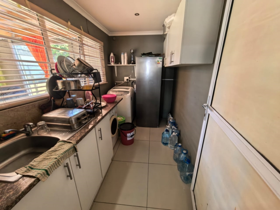 8 Bedroom Property for Sale in Turf Hall Estate Western Cape